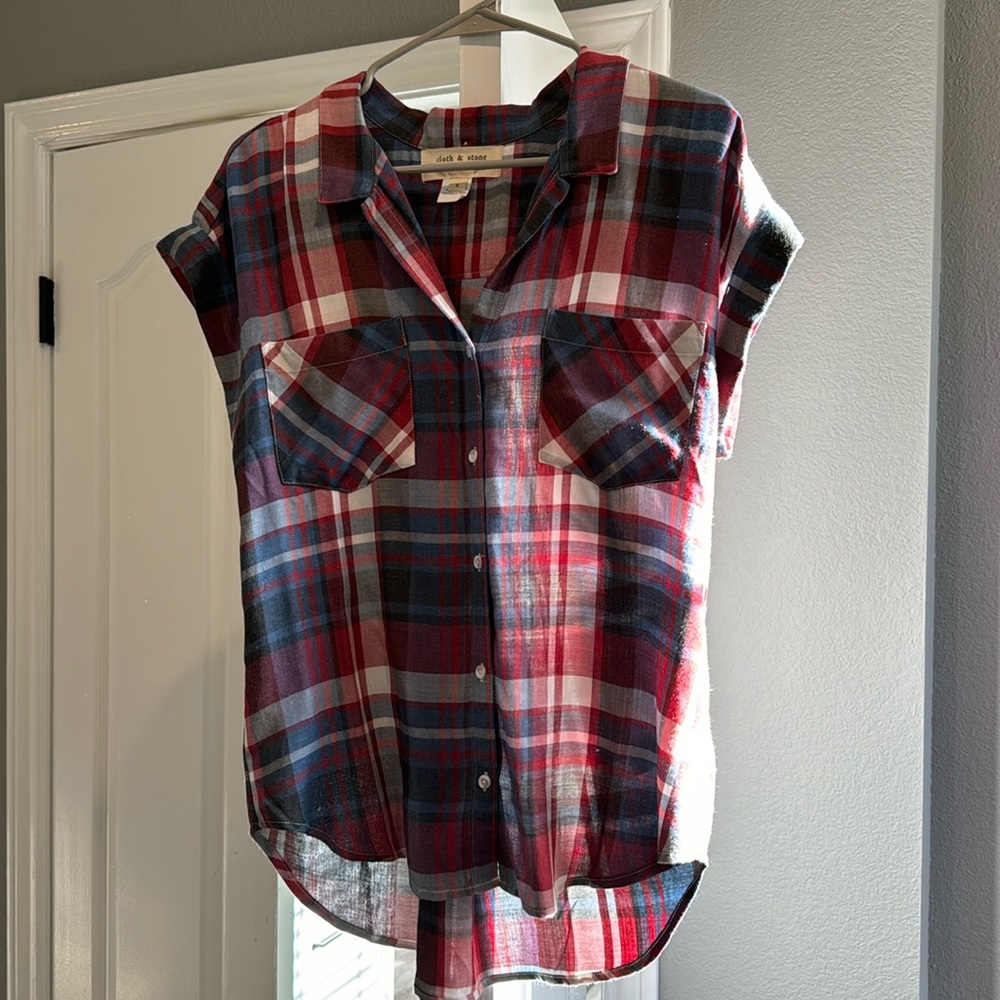 Cloth & Stone, size S, red white and blue plaid